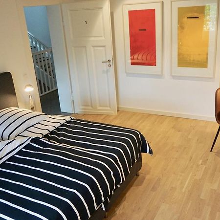 Privatzimmer Schoenfelder 뒤셀도르프 외부 사진